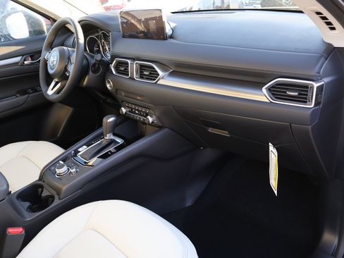 New 2025 MAZDA CX-5 AWD 2.5 S w/ Preferred Package image 10