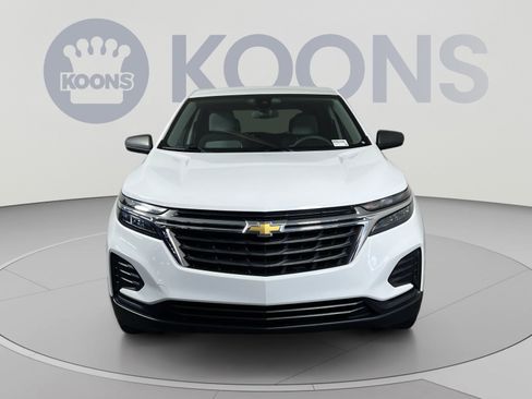 Used 2024 Chevrolet Equinox LS AWD/4WD image 4