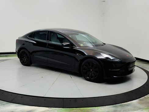 Used 2022 Tesla Model 3 Long Range AWD/4WD image 2