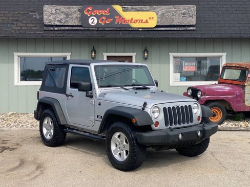 Used 2009 Jeep Wrangler X AWD/4WD image 1