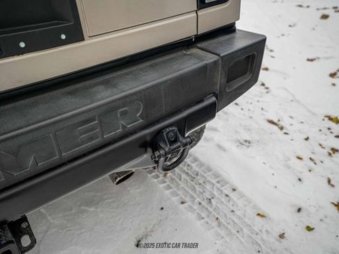 Used 2003 HUMMER H2 w/ Preferred Equipment Group AWD/4WD image 94