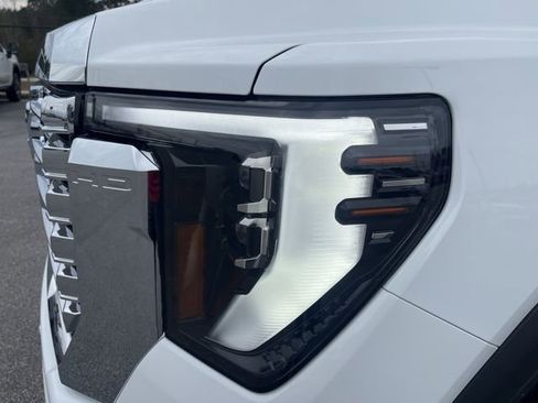 New 2026 GMC Sierra 2500 Denali image 13