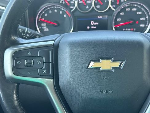 Used 2022 Chevrolet Silverado 1500 LT w/ Bed Protection Package AWD/4WD image 24