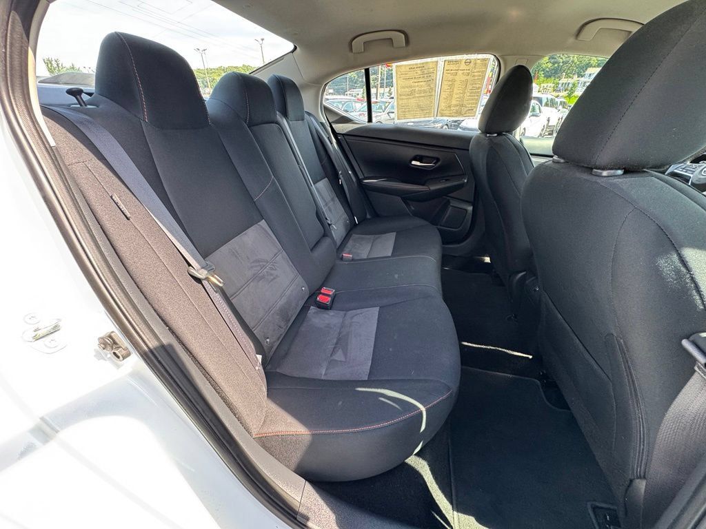 Used 2024 Nissan Sentra SR FWD image 21