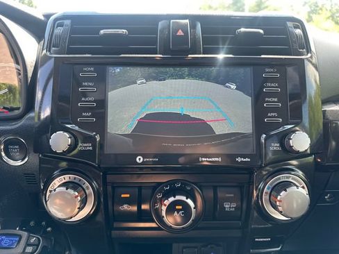 Used 2024 Toyota 4Runner TRD Off-Road Premium w/ Moonroof Package AWD/4WD image 39