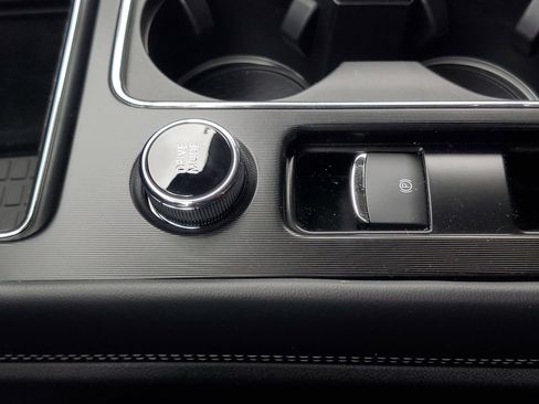 New 2026 Lincoln Corsair Premiere AWD/4WD image 24