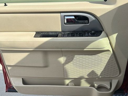 Used 2017 Ford Expedition Limited w/ Equipment Group 301A image 21