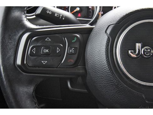 Used 2019 Jeep Wrangler Unlimited Sport S AWD/4WD image 18