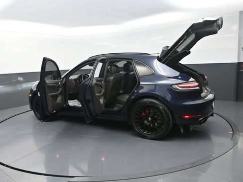 Used 2021 Porsche Macan GTS AWD/4WD image 41