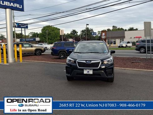 Used 2020 Subaru Forester Premium AWD/4WD image 1