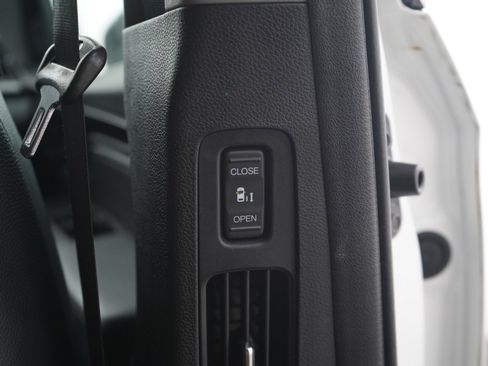 Used 2022 Honda Odyssey Touring image 18