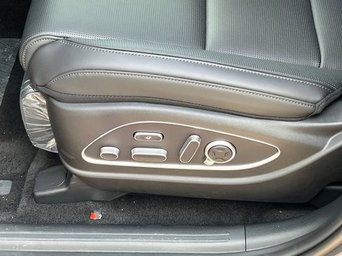New 2026 Hyundai Palisade Calligraphy FWD image 11