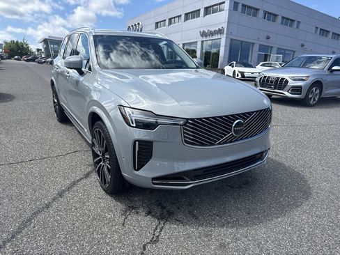 Certified 2025 Volvo XC90 B5 Ultra AWD/4WD image 1