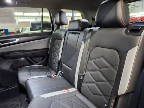 Certified 2024 Volkswagen Atlas Peak Edition SEL image 14