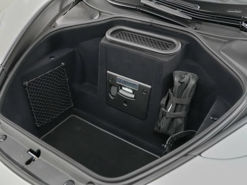 Used 2026 McLaren 750S Spider RWD image 13