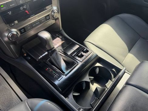 Used 2020 Lexus GX 460 Premium w/ Premium Package AWD/4WD image 15