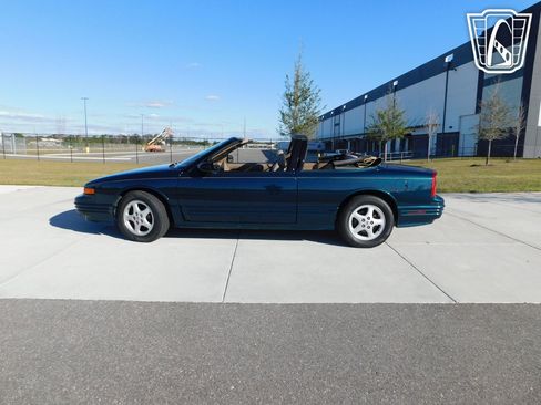 Used 1995 Oldsmobile Cutlass Supreme Convertible image 5