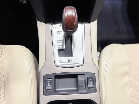 Used 2014 Subaru Legacy 2.5i Limited image 17