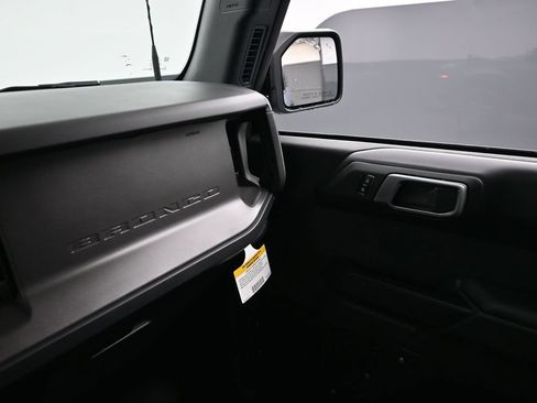 New 2025 Ford Bronco Badlands AWD/4WD image 14