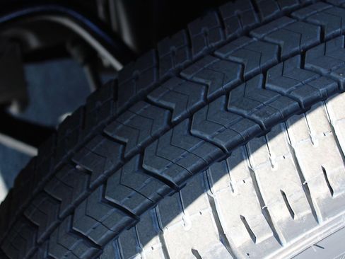 Used 2025 Chevrolet Silverado 3500 W/T w/ WT Convenience Package image 32