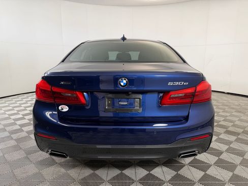 Used 2020 BMW 530e xDrive w/ M Sport Package AWD/4WD image 10