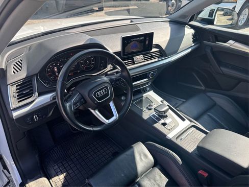 Used 2019 Audi Q5 2.0T Premium Plus w/ Premium Plus Package AWD/4WD image 16
