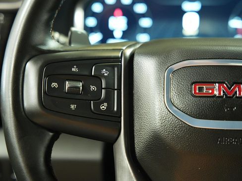 Used 2025 GMC Sierra 1500 AT4 w/ AT4 Premium Package AWD/4WD image 37