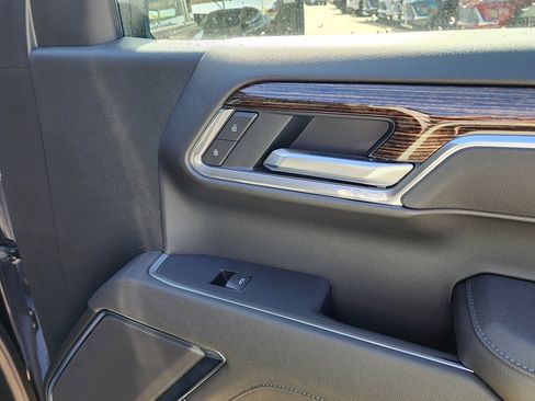 New 2026 GMC Sierra 1500 Elevation image 37