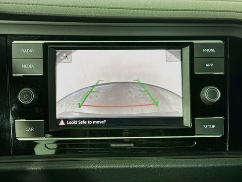 Used 2019 Volkswagen Jetta GLI FWD image 13