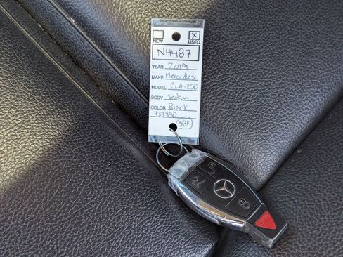 Used 2019 Mercedes-Benz CLA 250 4MATIC image 35