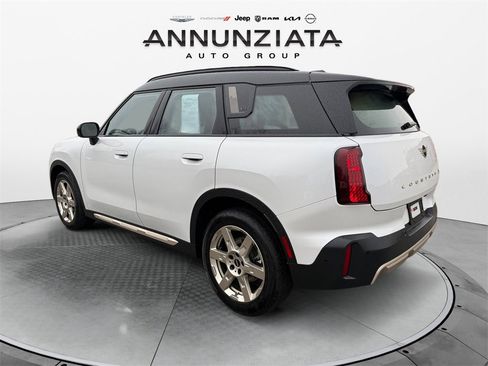 Used 2025 MINI Cooper Countryman S image 3