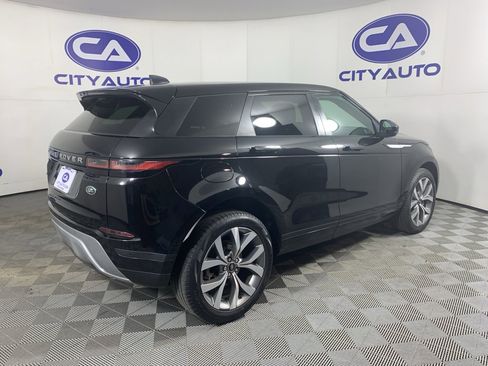 Used 2020 Land Rover Range Rover Evoque SE image 3