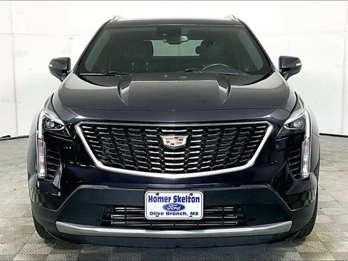 Used 2023 Cadillac XT4 Premium Luxury w/ Cold Weather Package image 3