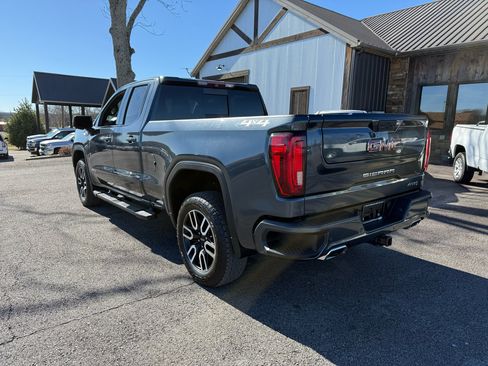 Used 2019 GMC Sierra 1500 AT4 w/ AT4 Premium Package image 3