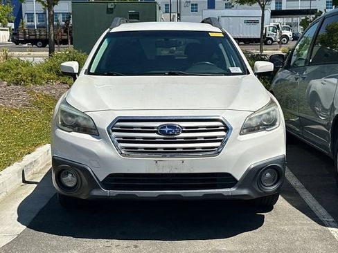 Used 2016 Subaru Outback 2.5i Premium w/ Popular Package #1 AWD/4WD image 3