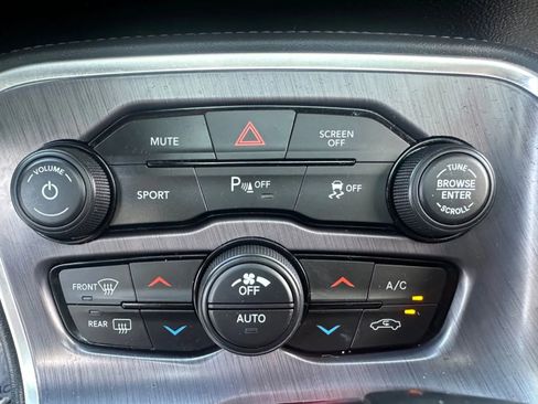 Used 2018 Dodge Challenger SXT w/ Blacktop Package image 22