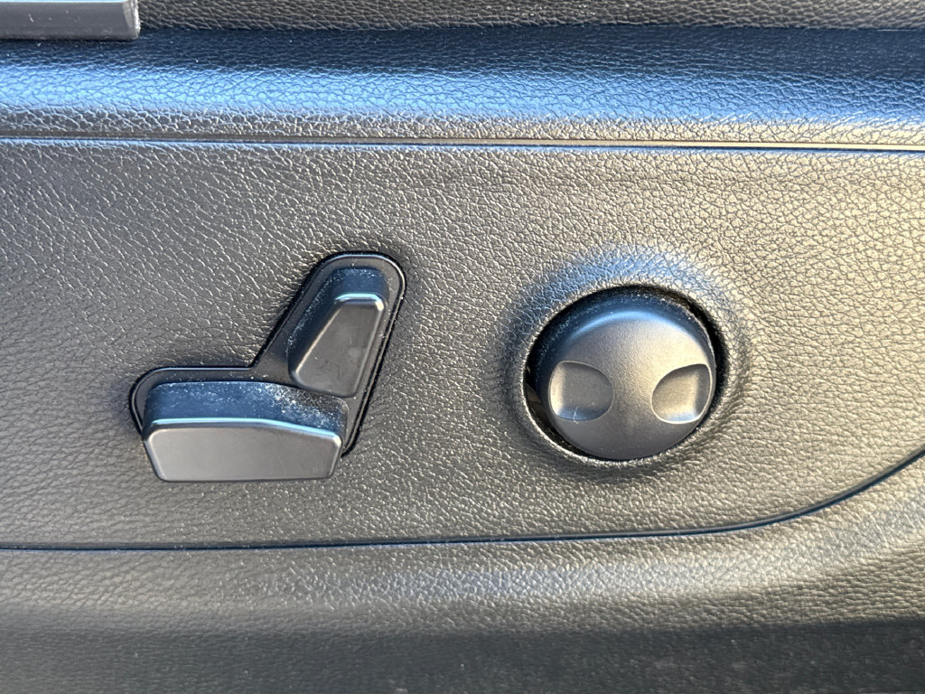 Used 2023 RAM 1500 Big Horn AWD/4WD image 20