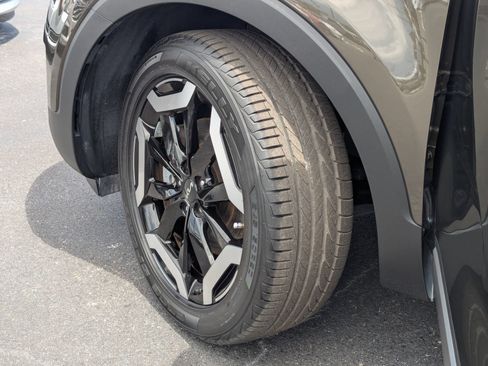 Used 2024 Kia Telluride S w/ S Sunroof Package FWD image 41