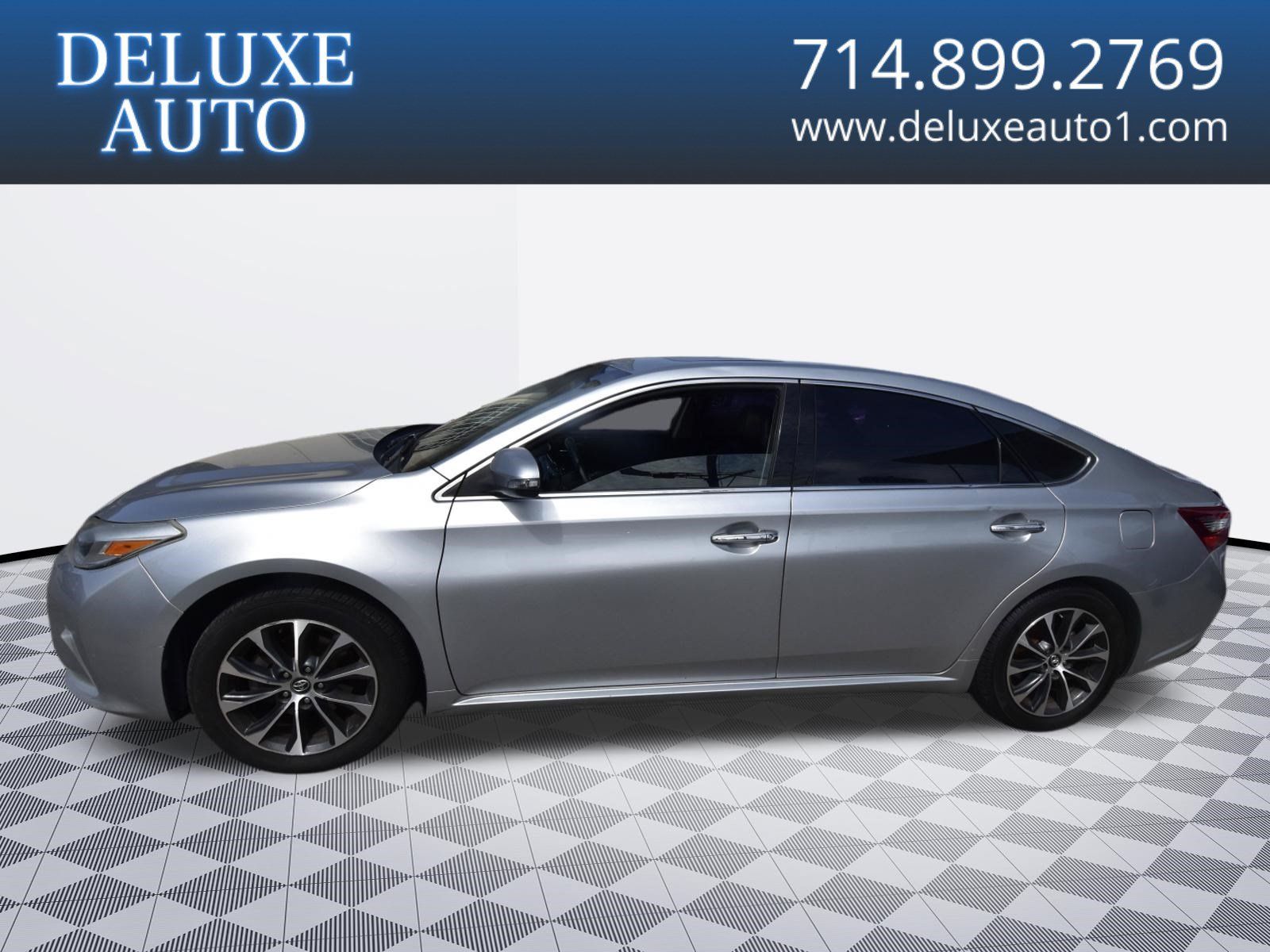 Used 2018 Toyota Avalon XLE Plus w/ All Weather Liner Package FWD image 1