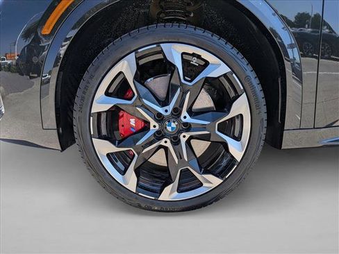 New 2026 BMW X2 xDrive28i AWD/4WD image 9