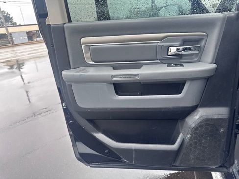 Used 2015 RAM 2500 SLT image 21
