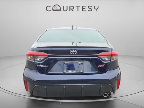 Certified 2025 Toyota Corolla XSE image 5