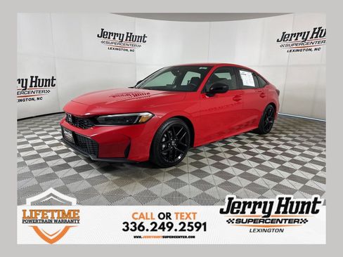 Used 2025 Honda Civic Sport image 1