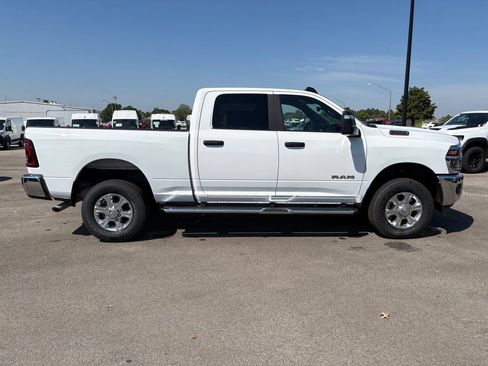 Used 2026 RAM 2500 Big Horn AWD/4WD image 9