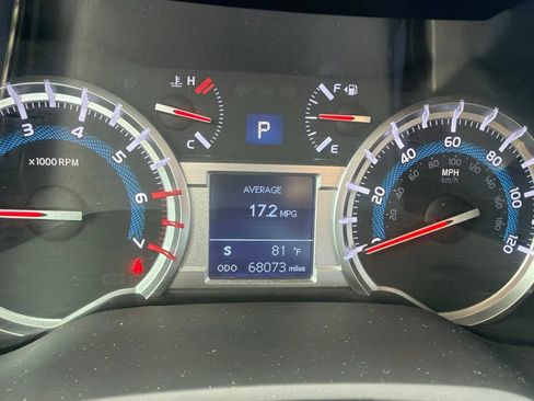 Used 2019 Toyota 4Runner SR5 Premium RWD image 12
