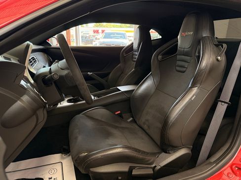 Used 2015 Chevrolet Camaro Z/28 RWD image 34