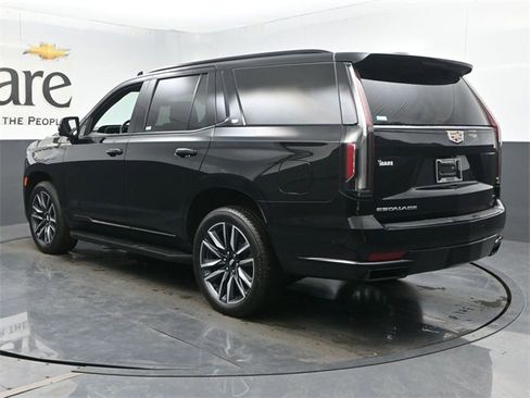 Used 2021 Cadillac Escalade Sport w/ Driver Assist Tech Package image 38