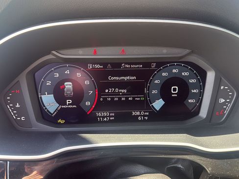 Used 2025 Audi Q3 2.0T Premium AWD/4WD image 37