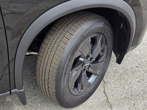 New 2026 Nissan Rogue SV FWD image 6