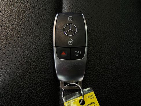 Used 2021 Mercedes-Benz GLE 350 4MATIC image 36